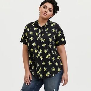 NWT! Torrid black lemon challis button up shirt